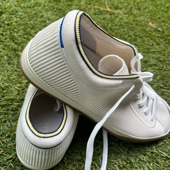 ROTHY’S sneakers size 10 Perfect New Condition - Picture 2 of 3